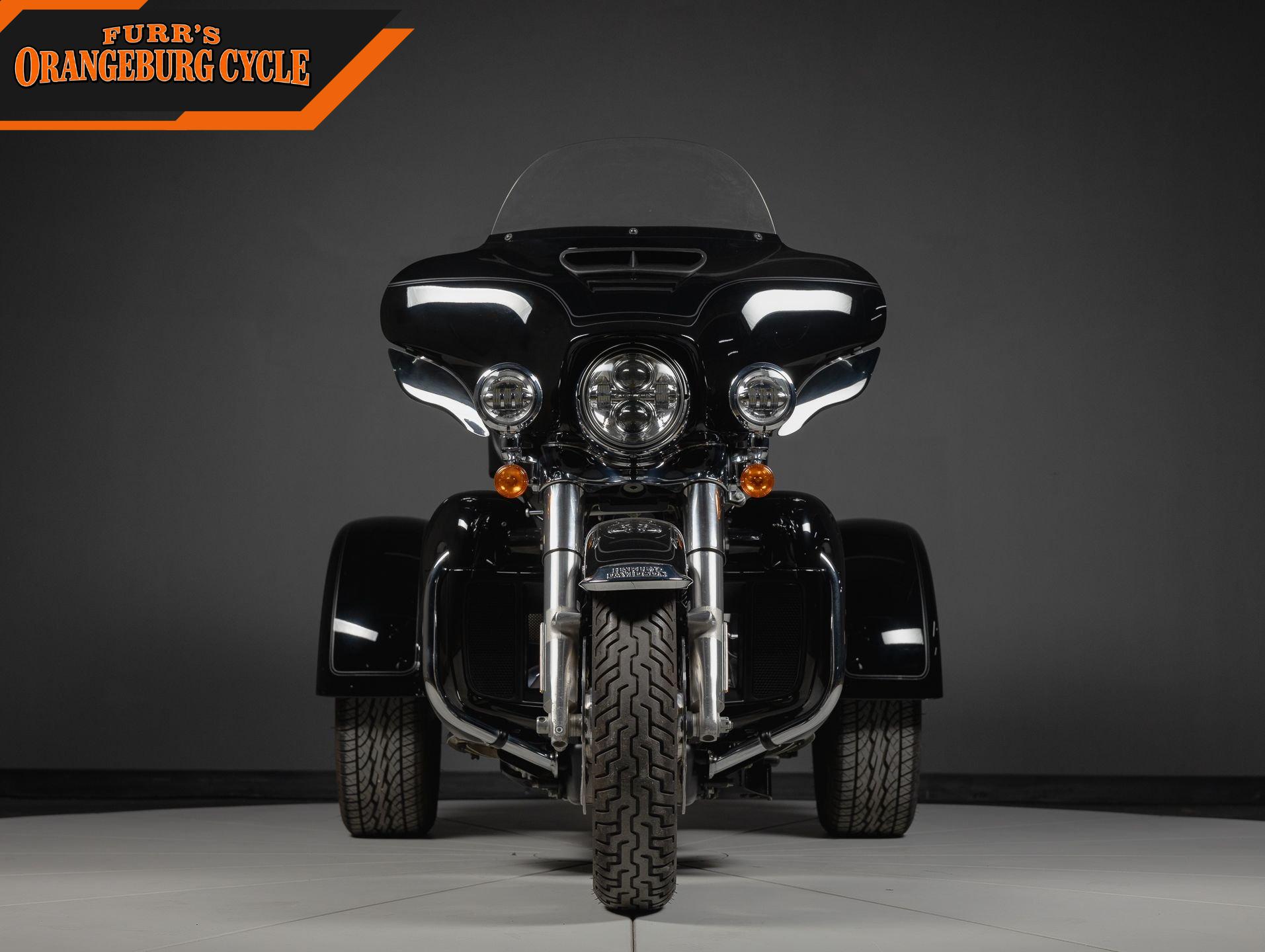 2022 Harley-Davidson Tri Glide Ultra Classic photo 8