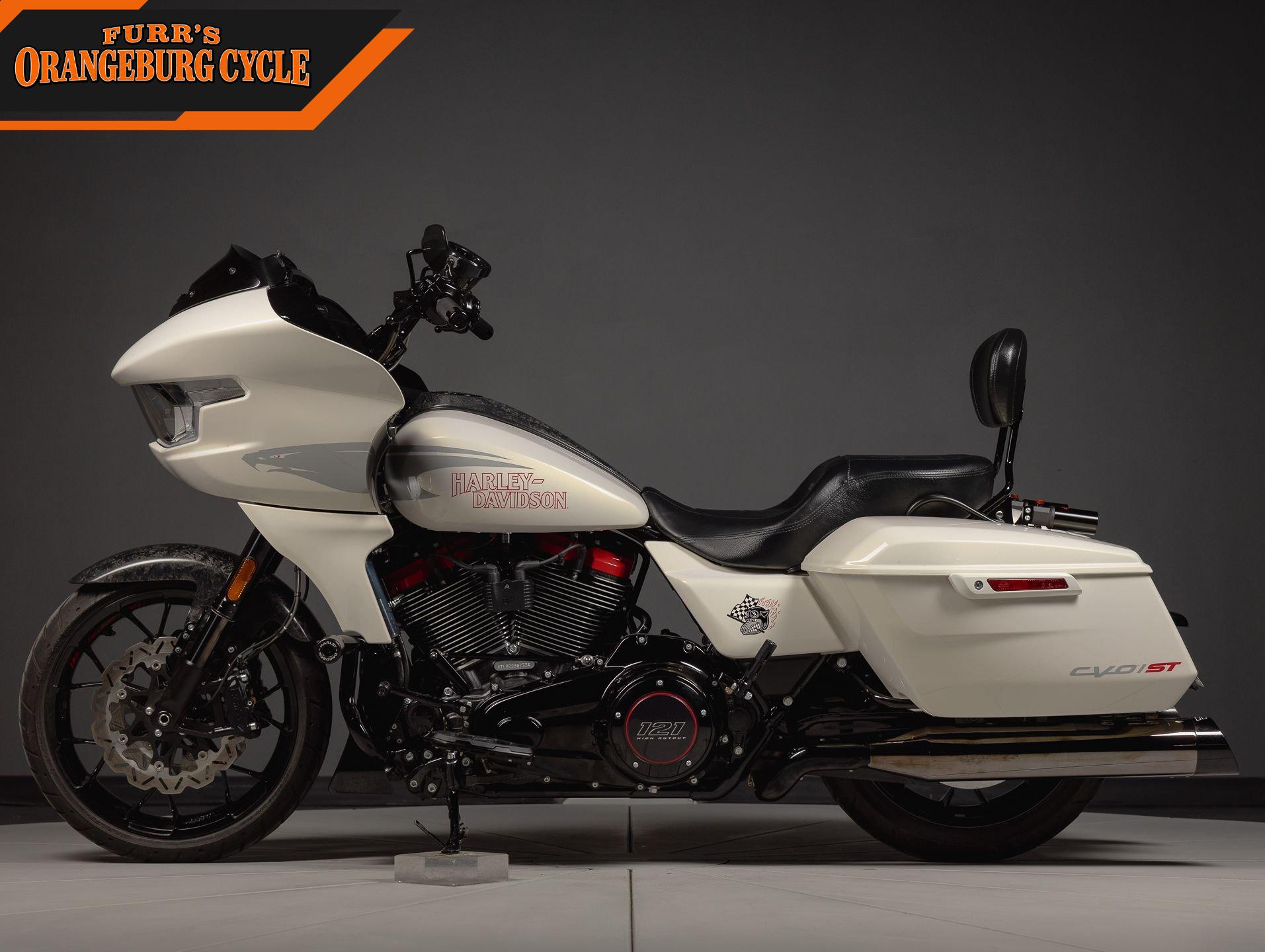 2024 Harley-Davidson CVO Road Glide ST photo 6