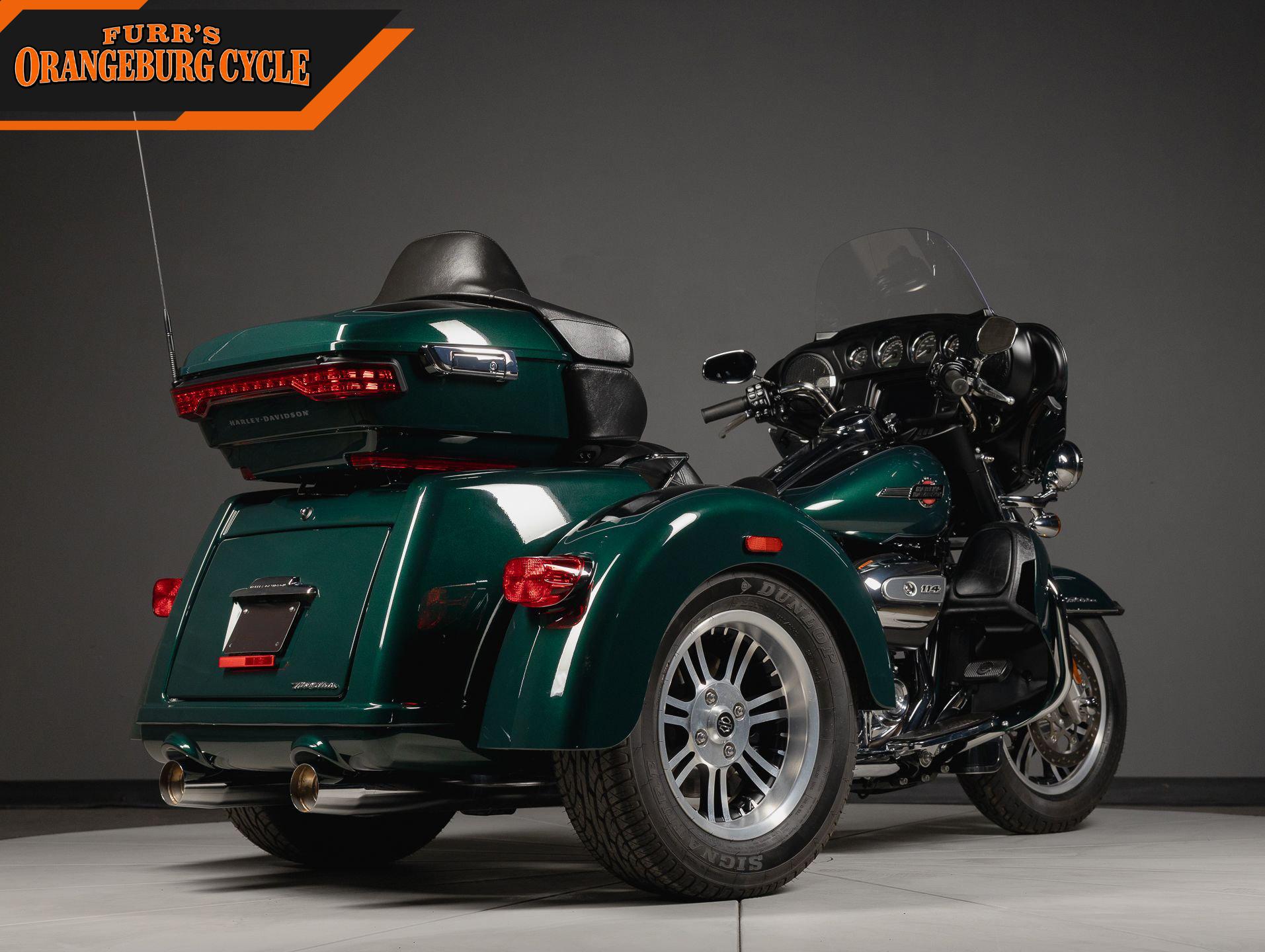 2024 Harley-Davidson Tri Glide Ultra Classic photo 3