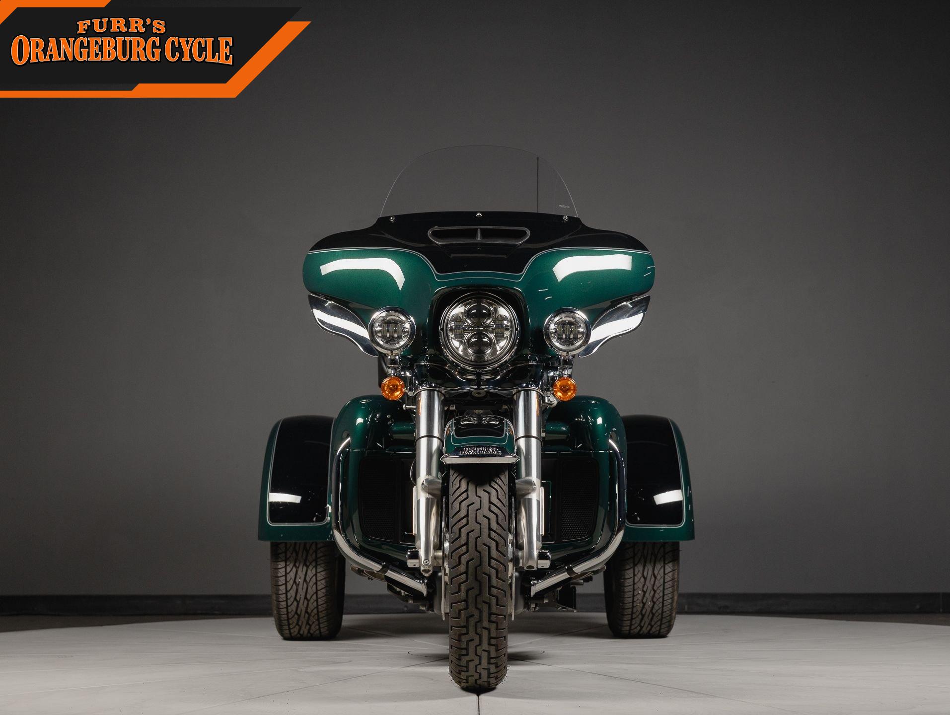 2024 Harley-Davidson Tri Glide Ultra Classic photo 8