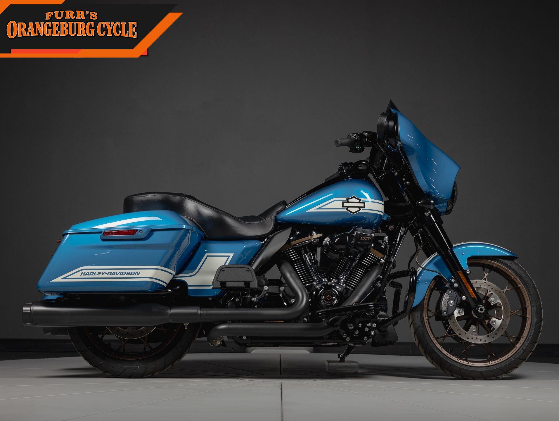 2023 Harley-Davidson Street Glide ST Fast Johnnie photo 2