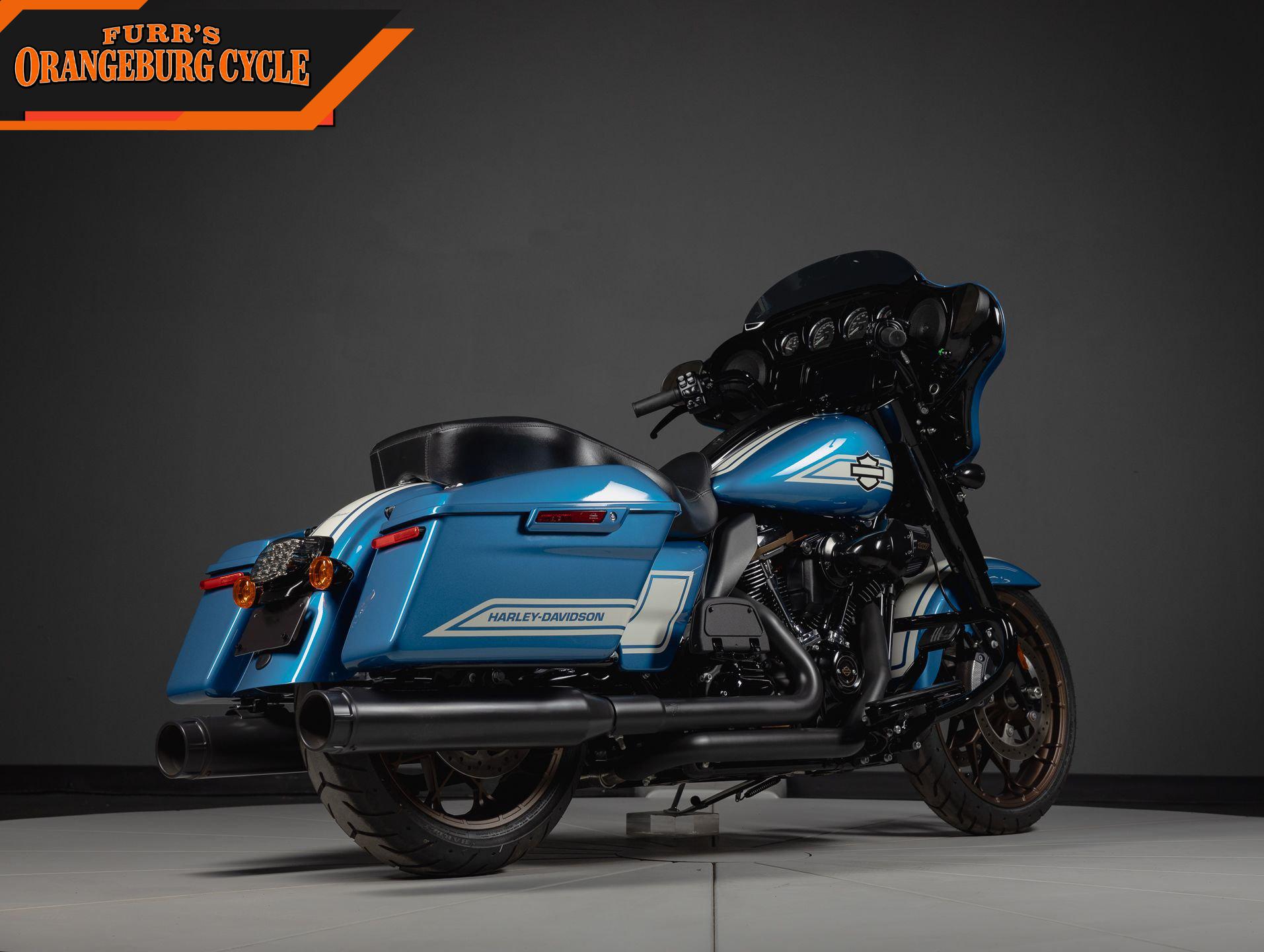 2023 Harley-Davidson Street Glide ST Fast Johnnie photo 3