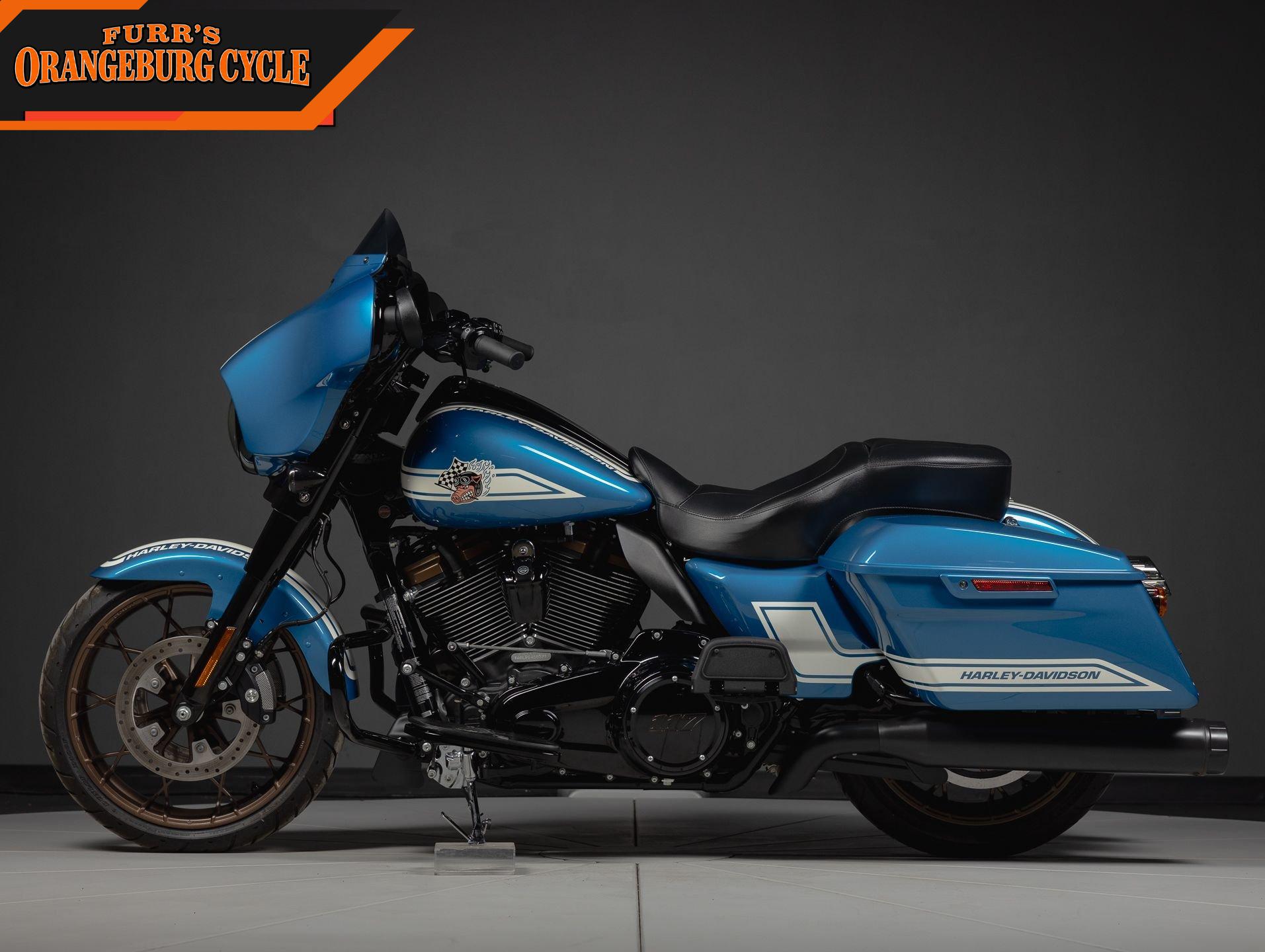 2023 Harley-Davidson Street Glide ST Fast Johnnie photo 6