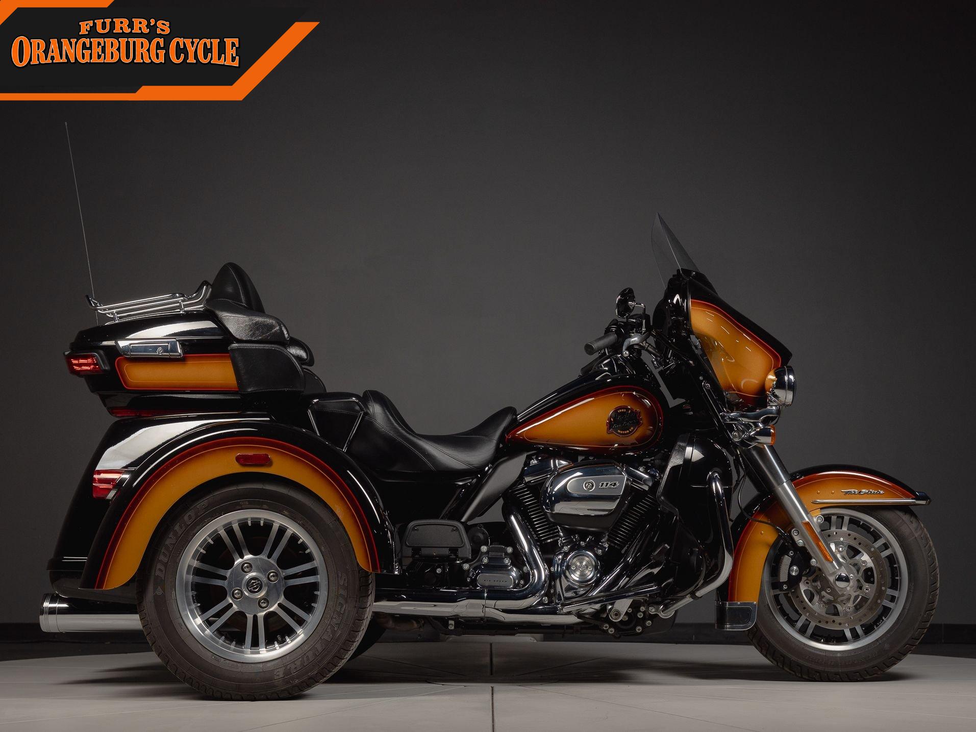 2024 Harley-Davidson Tri Glide Ultra Classic photo 2