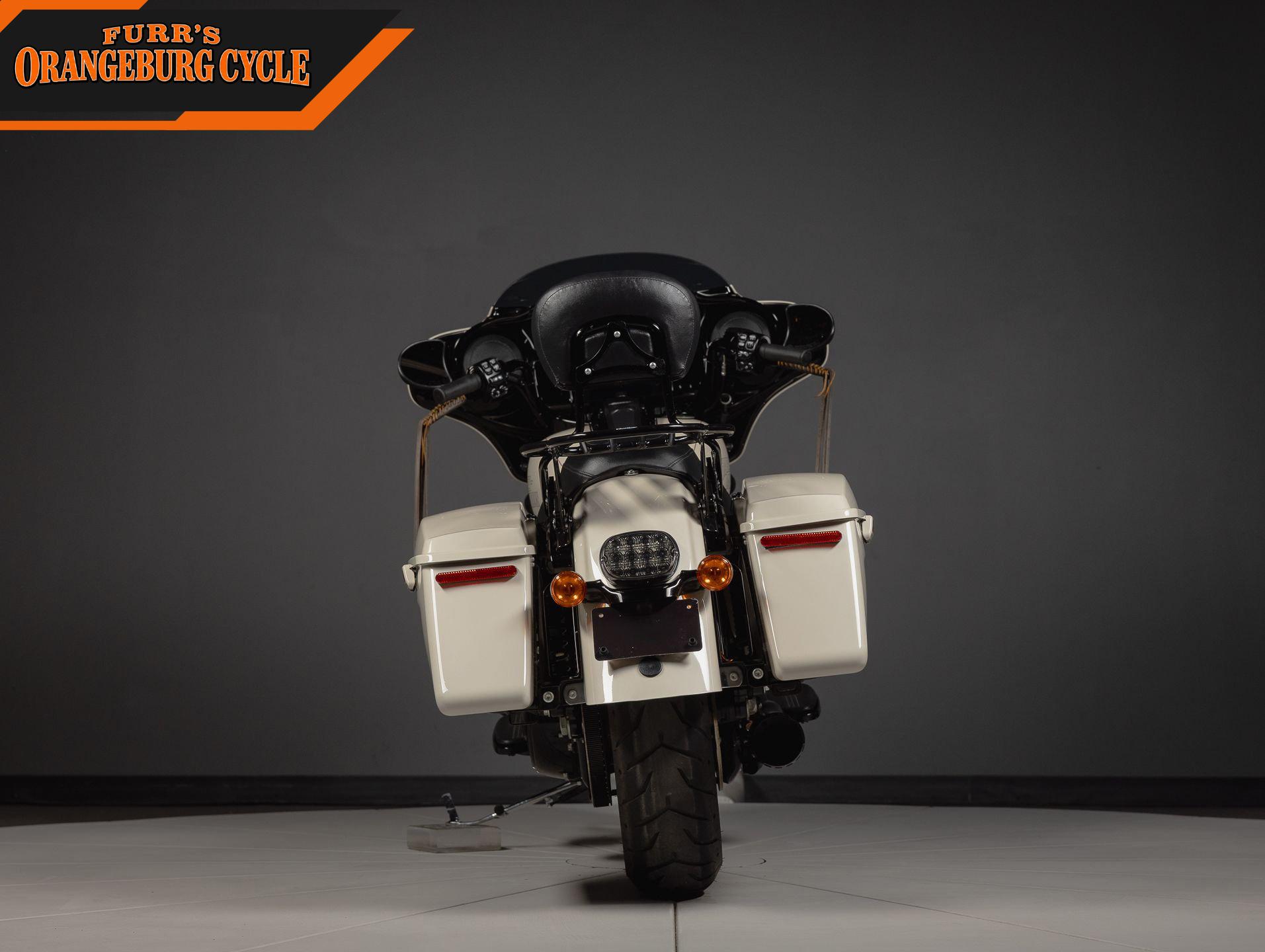 2023 Harley-Davidson Street Glide ST photo 4