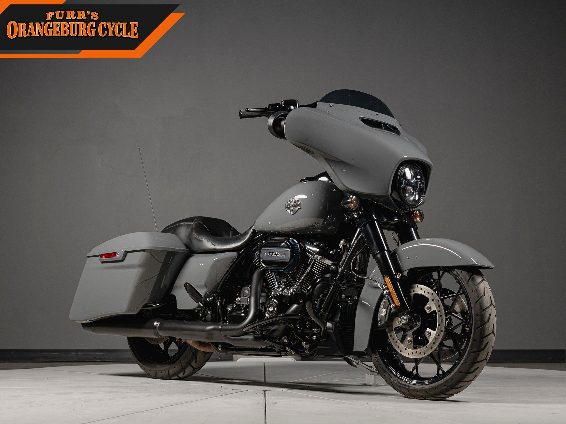 2022 Harley-Davidson Street Glide Special