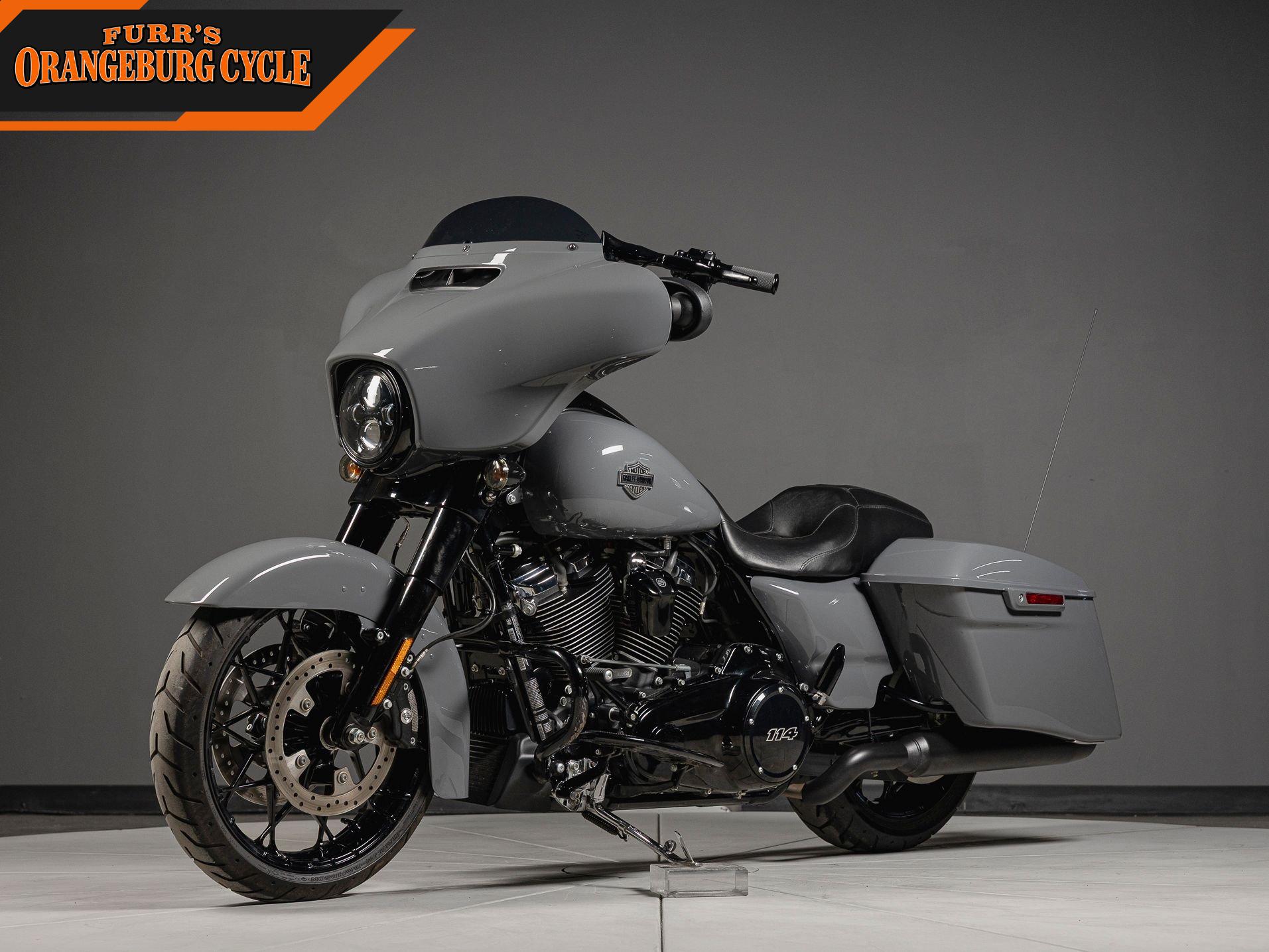 2022 Harley-Davidson Street Glide Special photo 7