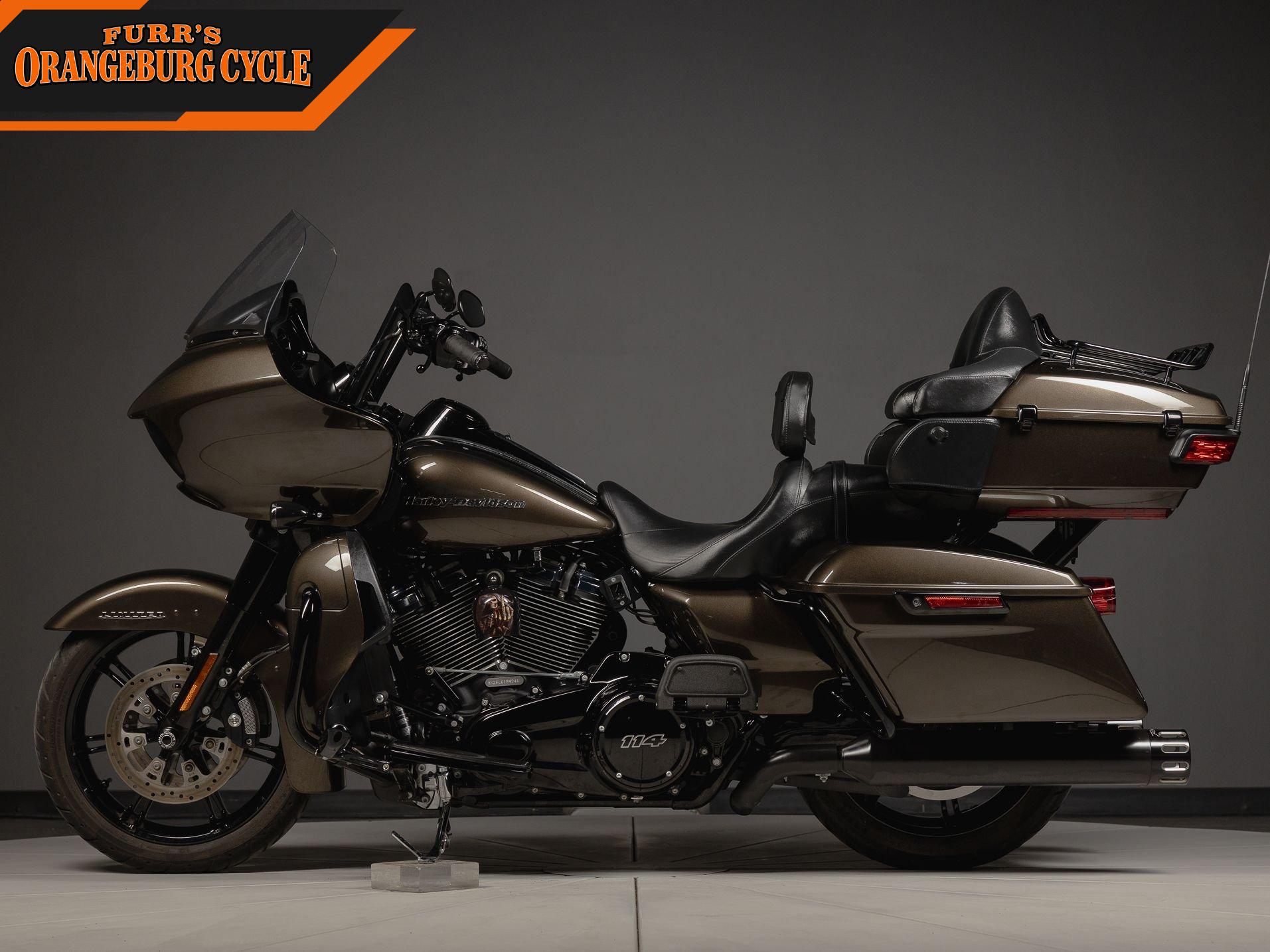 2020 Harley-Davidson Road Glide Limited photo 6