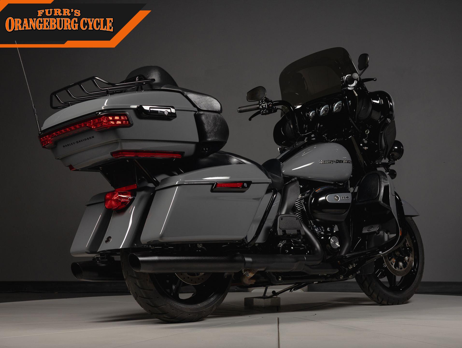 2022 Harley-Davidson Ultra Limited photo 3