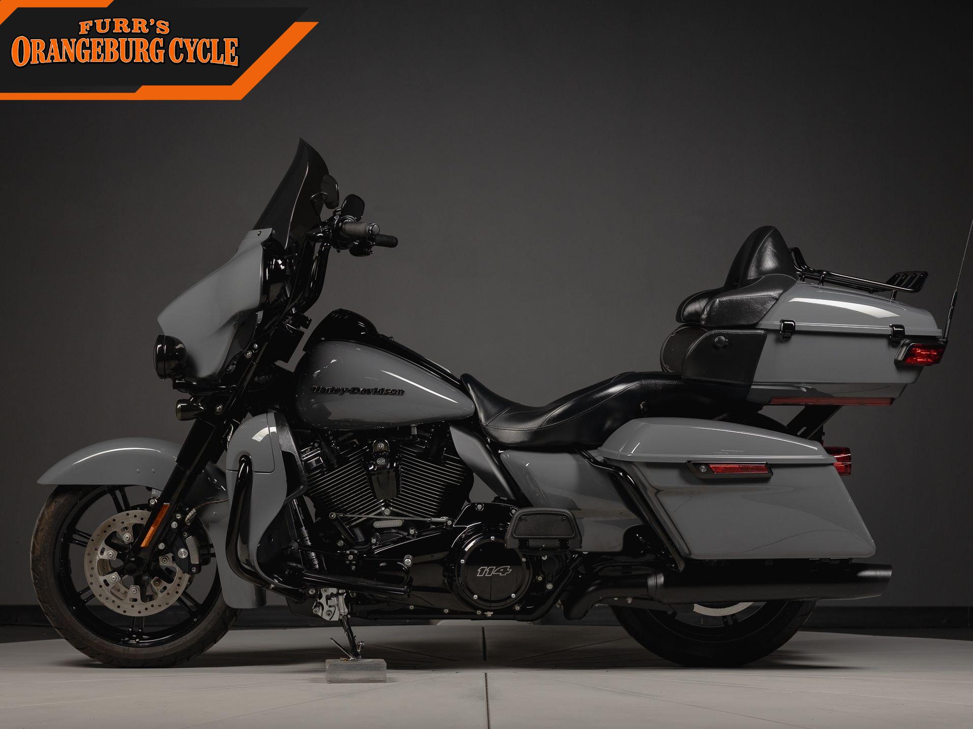 2022 Harley-Davidson Ultra Limited photo 6