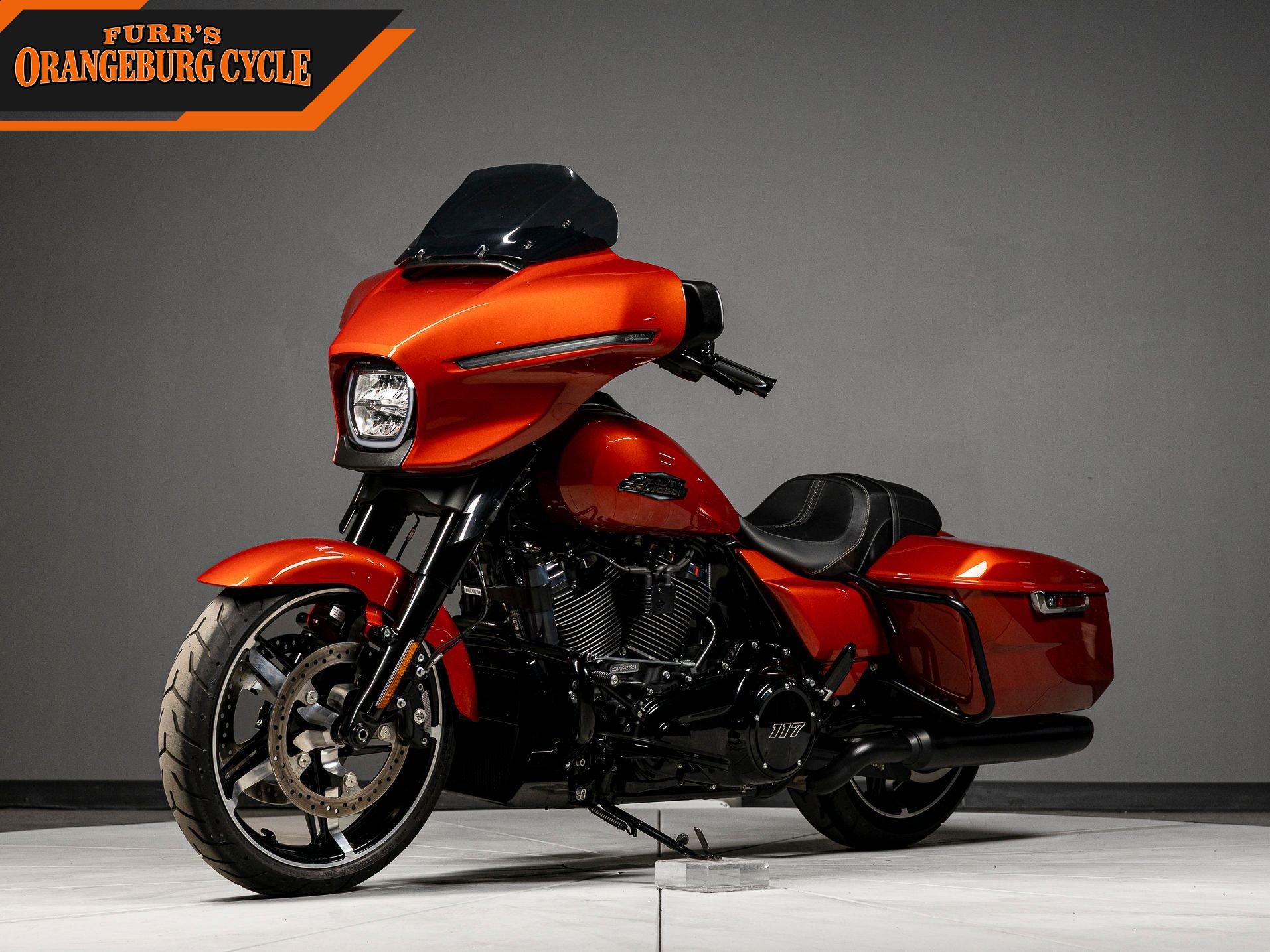 2024 Harley-Davidson Street Glide photo 7