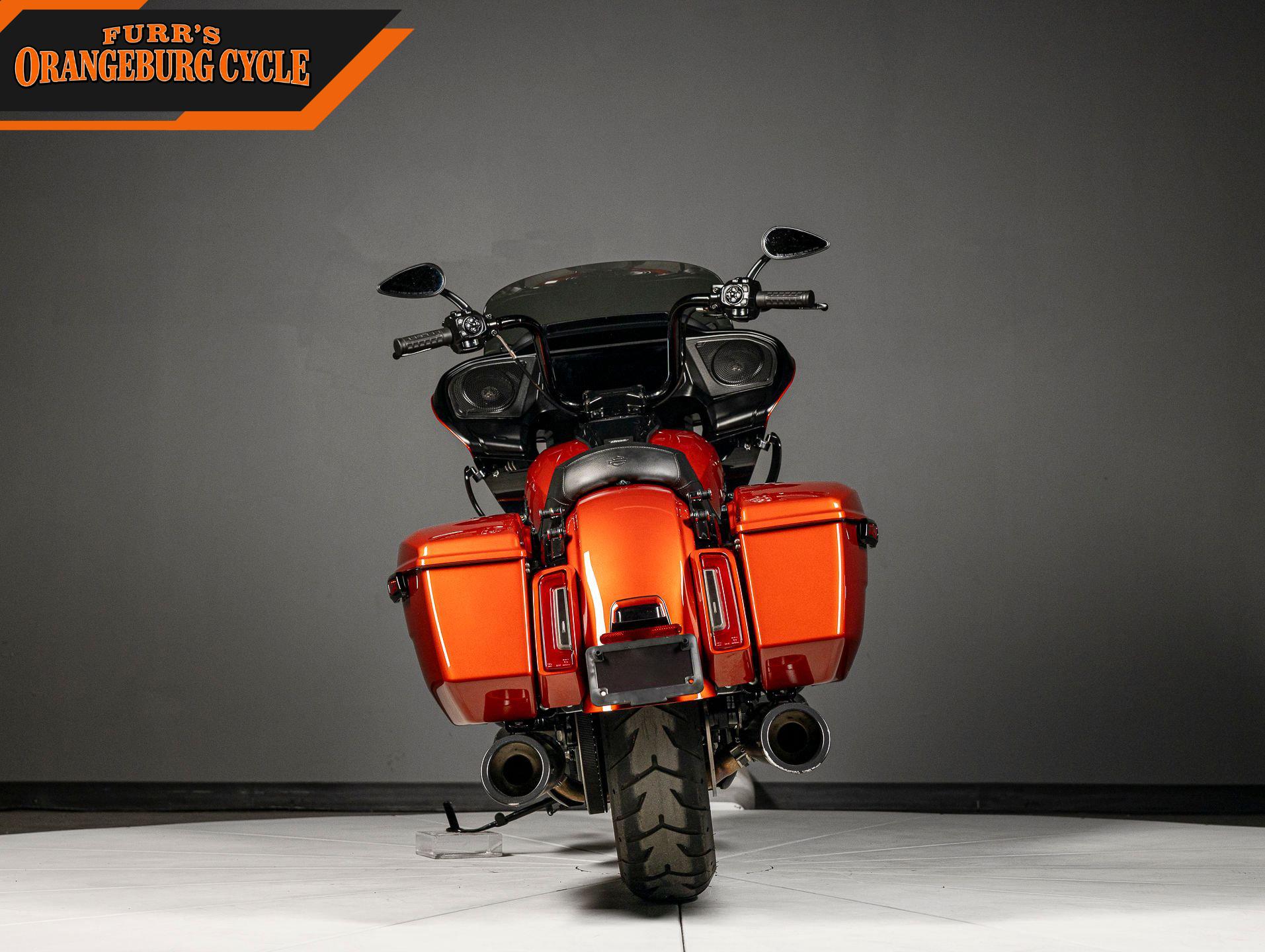 2024 Harley-Davidson Road Glide photo 4