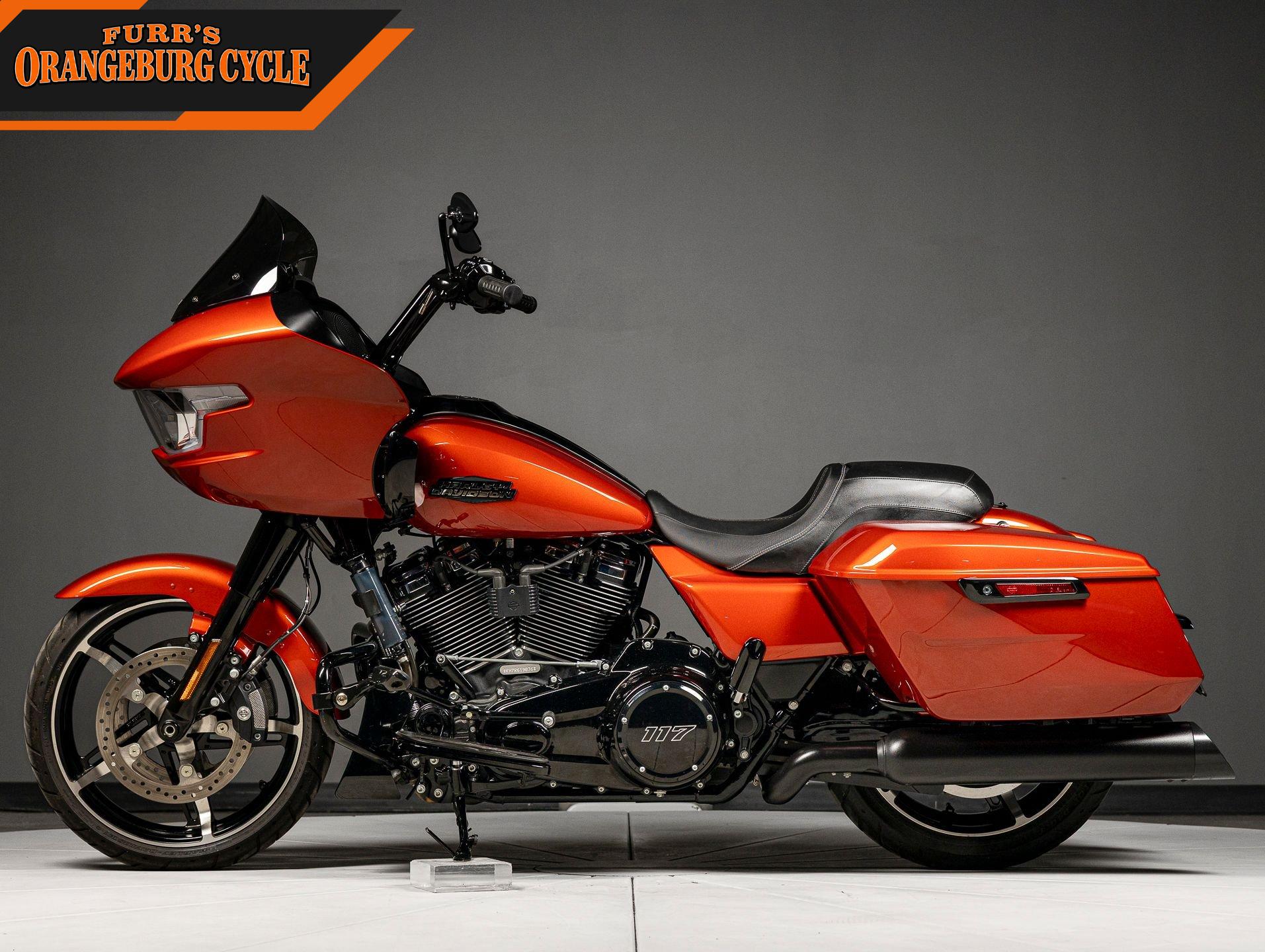 2024 Harley-Davidson Road Glide photo 6