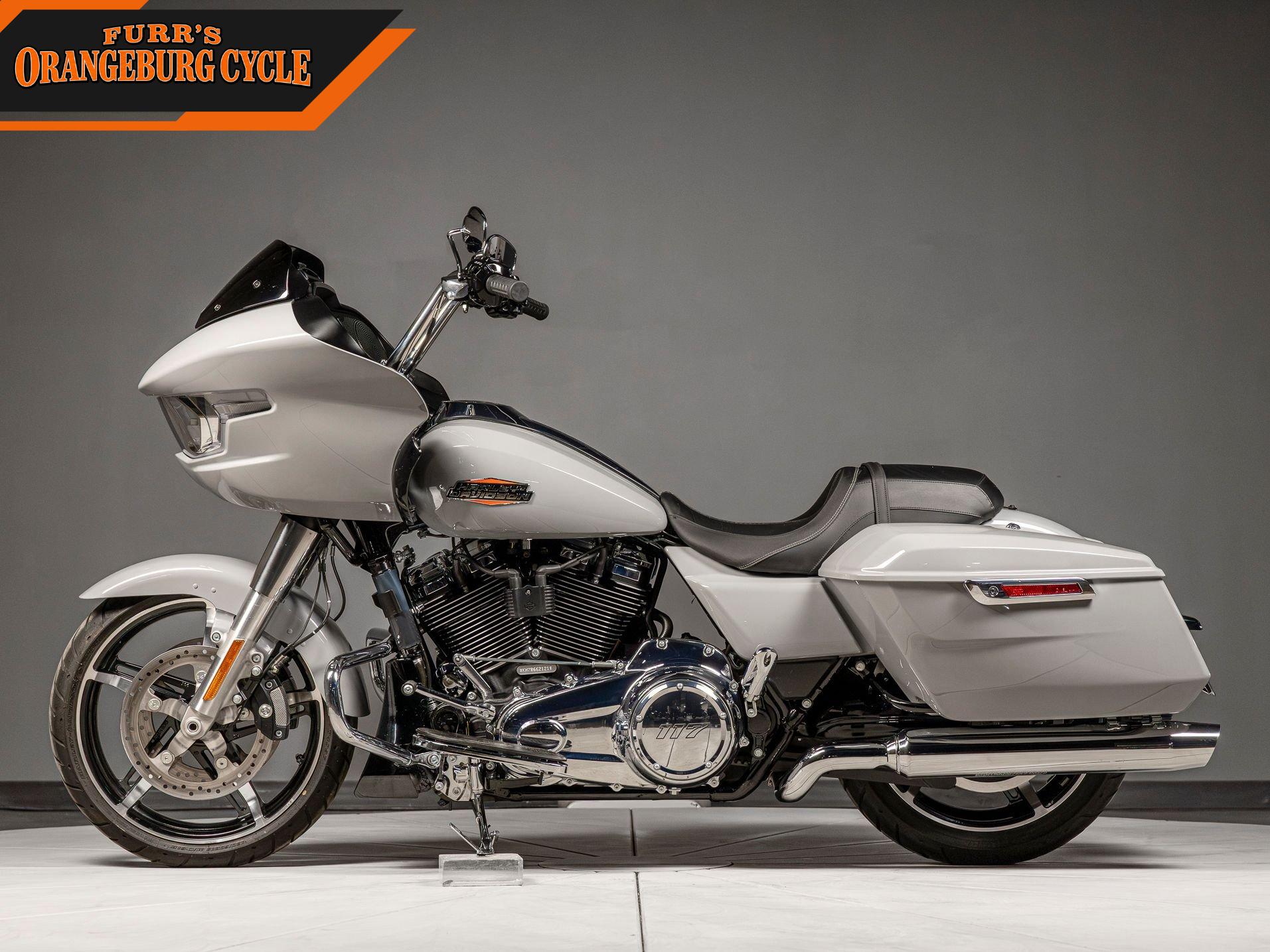 2024 Harley-Davidson Road Glide photo 6
