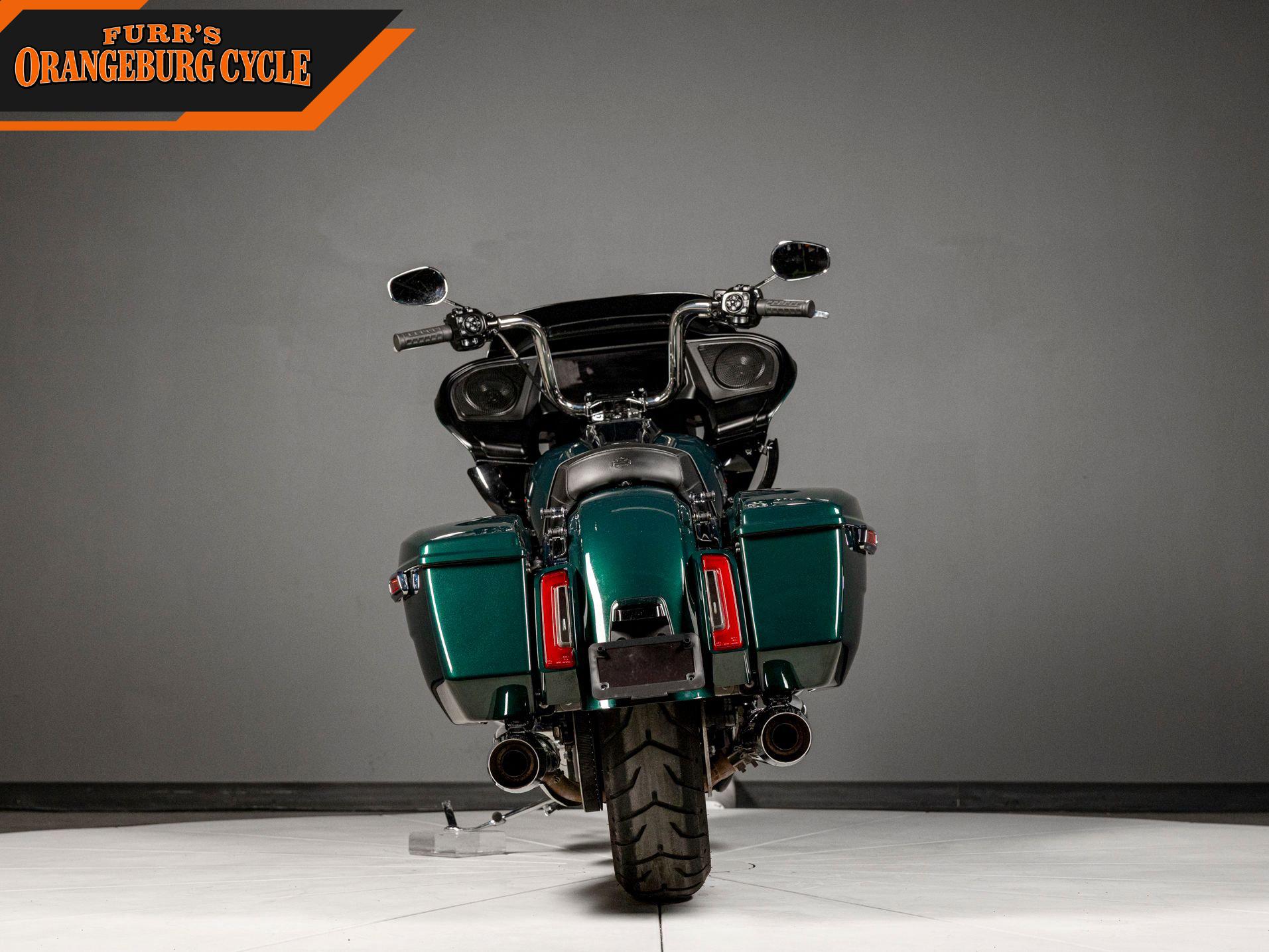 2024 Harley-Davidson Road Glide photo 4