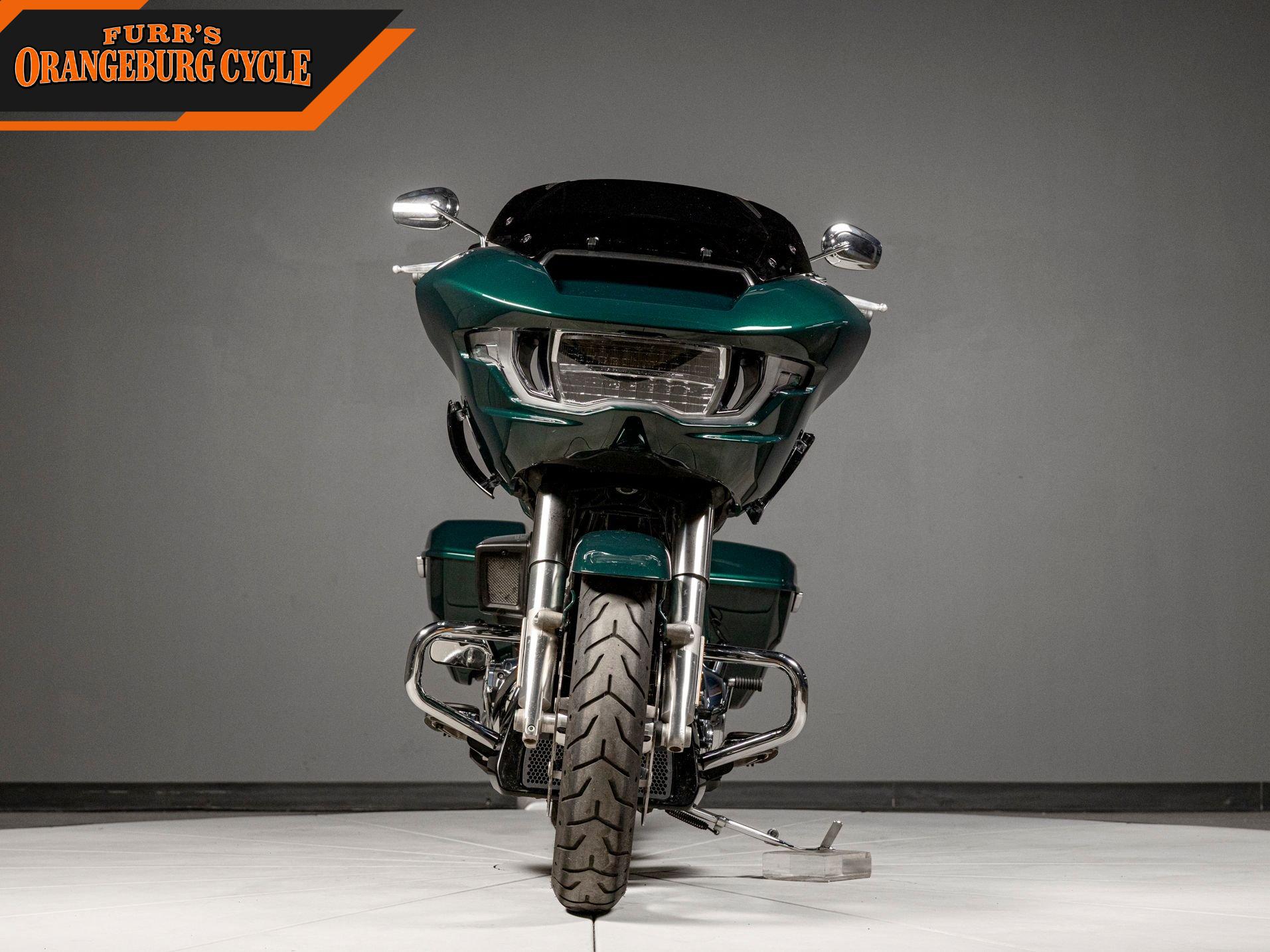 2024 Harley-Davidson Road Glide photo 8