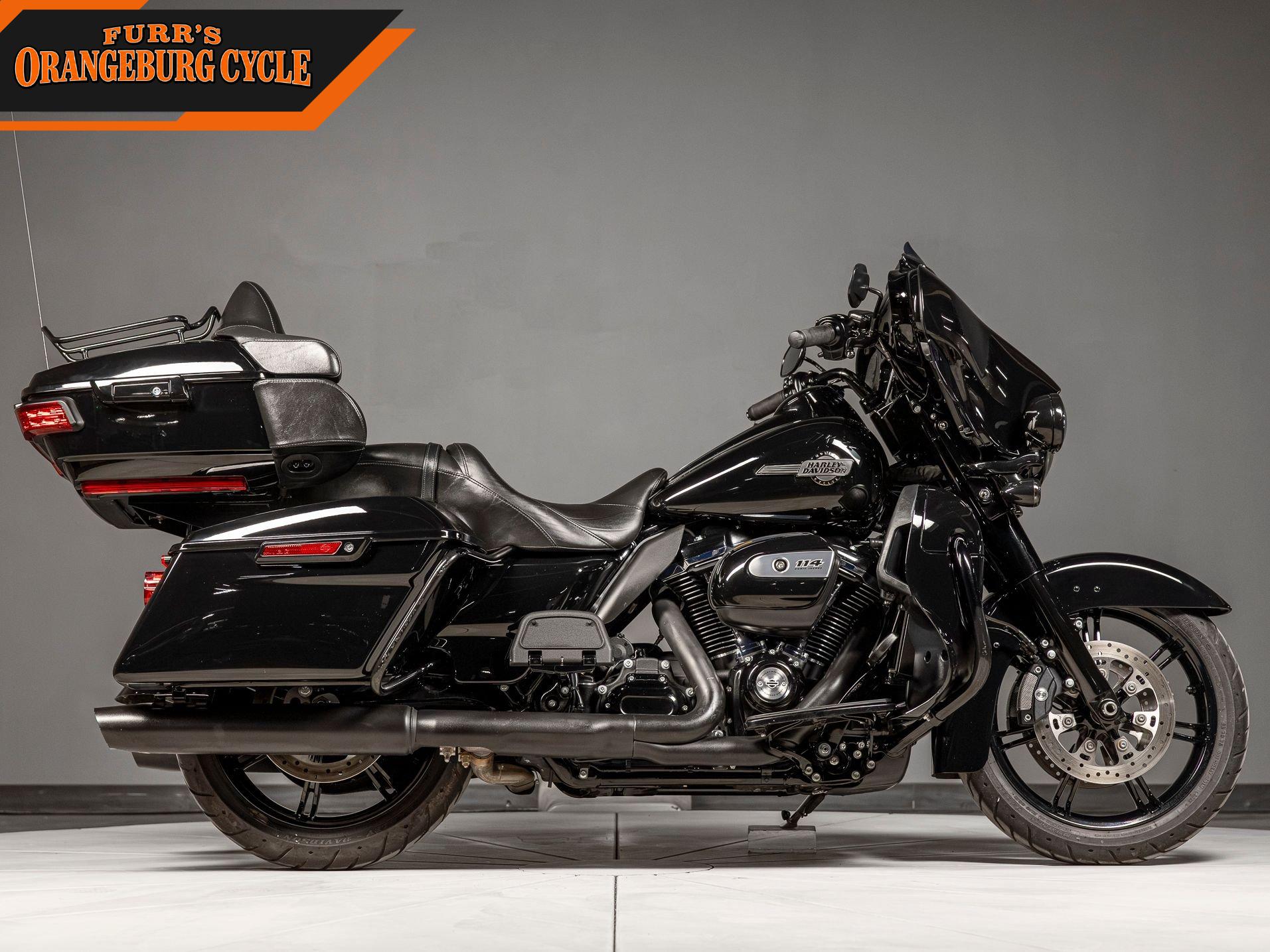 2023 Harley-Davidson Ultra Limited photo 2
