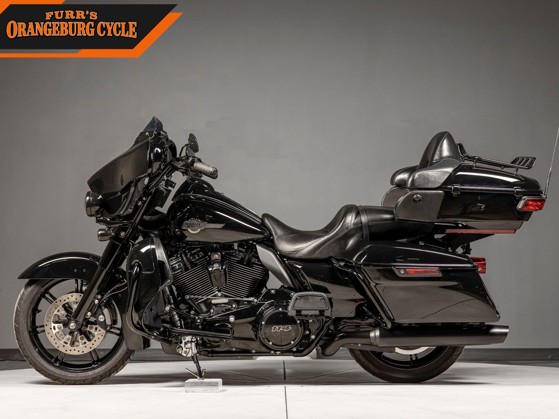 2023 Harley-Davidson Ultra Limited photo 6
